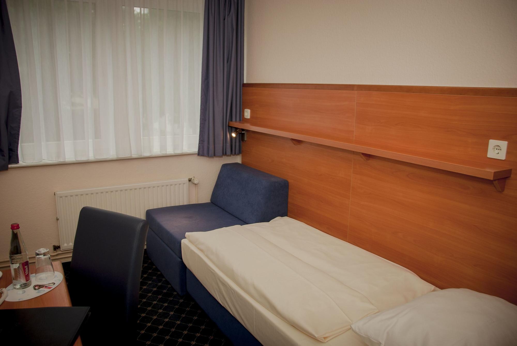 Hotel Elbbruecken Hamborg