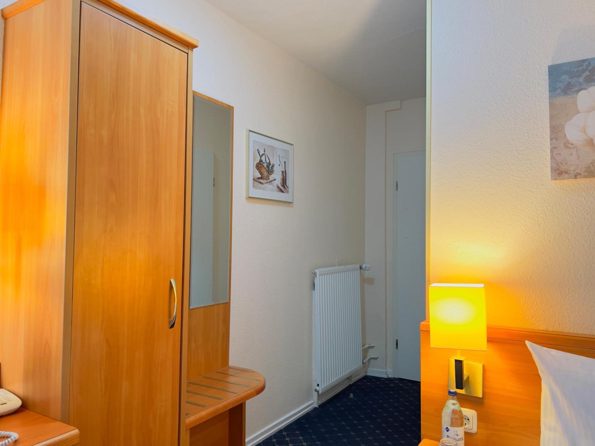 Elbbruecken 3* Hamborg