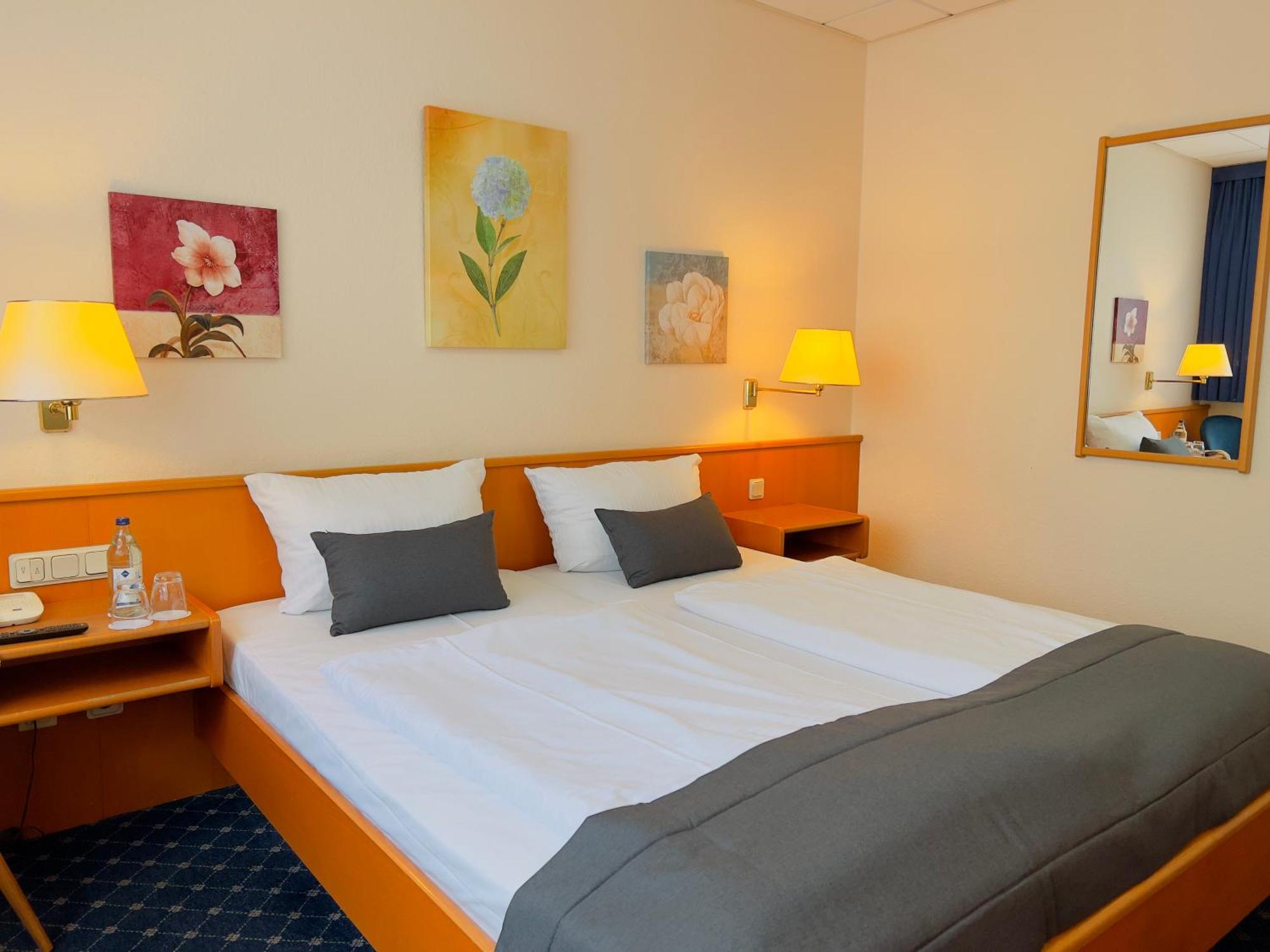 Elbbruecken Hotel Hamborg